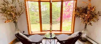 Spacious Riverfront Getaway in the Heart of the White Mountains