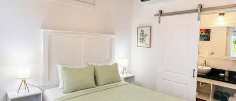 1 bedroom, in-room safe, iron/ironing board, travel crib