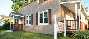 Peach by the Beach! 1 Bdrm Apt close to downtown