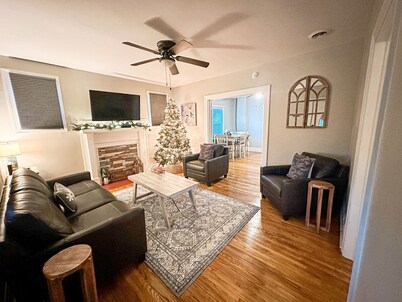 Clean, Modern Cottage near Martinsville!