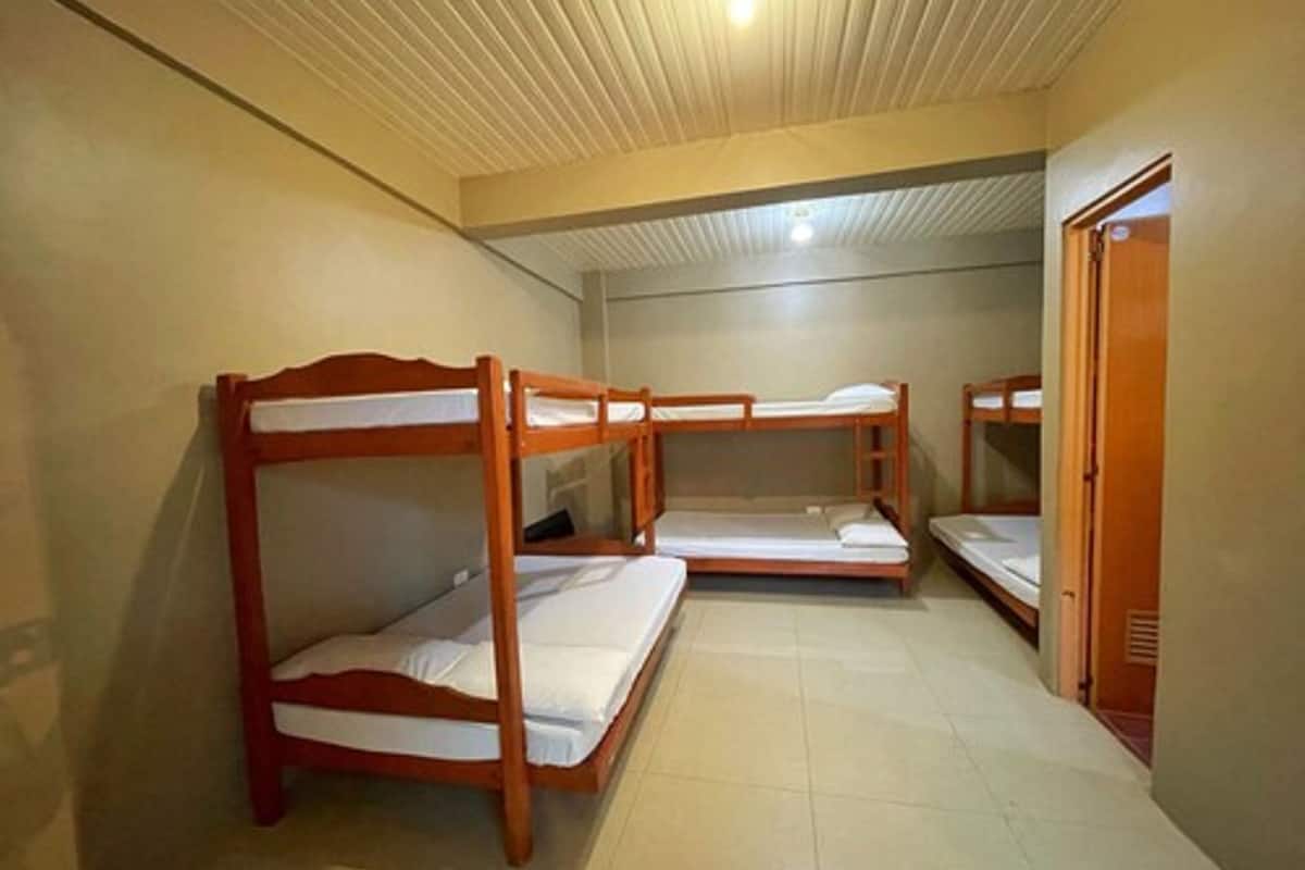 Exclusive Villa | 4 bedrooms, free WiFi, bed sheets