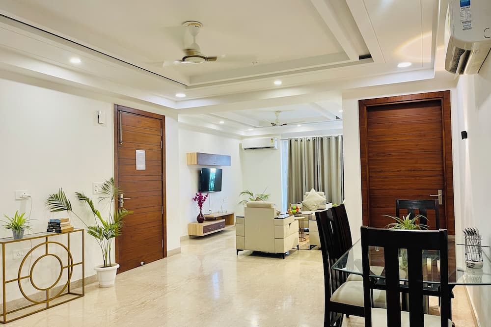 BedChambers Serviced Apartment Sector 52