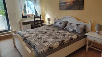 3 dormitorios, escritorio, wifi gratis y ropa de cama