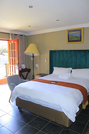 Standard Single Room, 1 Bedroom, Private Bathroom, Ground Floor | Minibar, laptop workspace, bed sheets - Novel Enterprises Bed and Breakfast (Rustenburg)