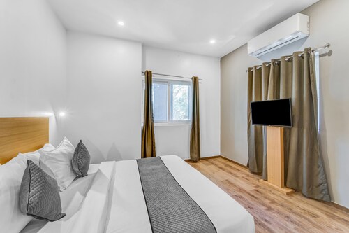 Rohaan Inns - UPAR Hotels Ashok Nagar