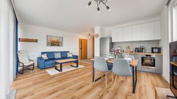 Apartment (20) | Wohnbereich | Plasmafernseher