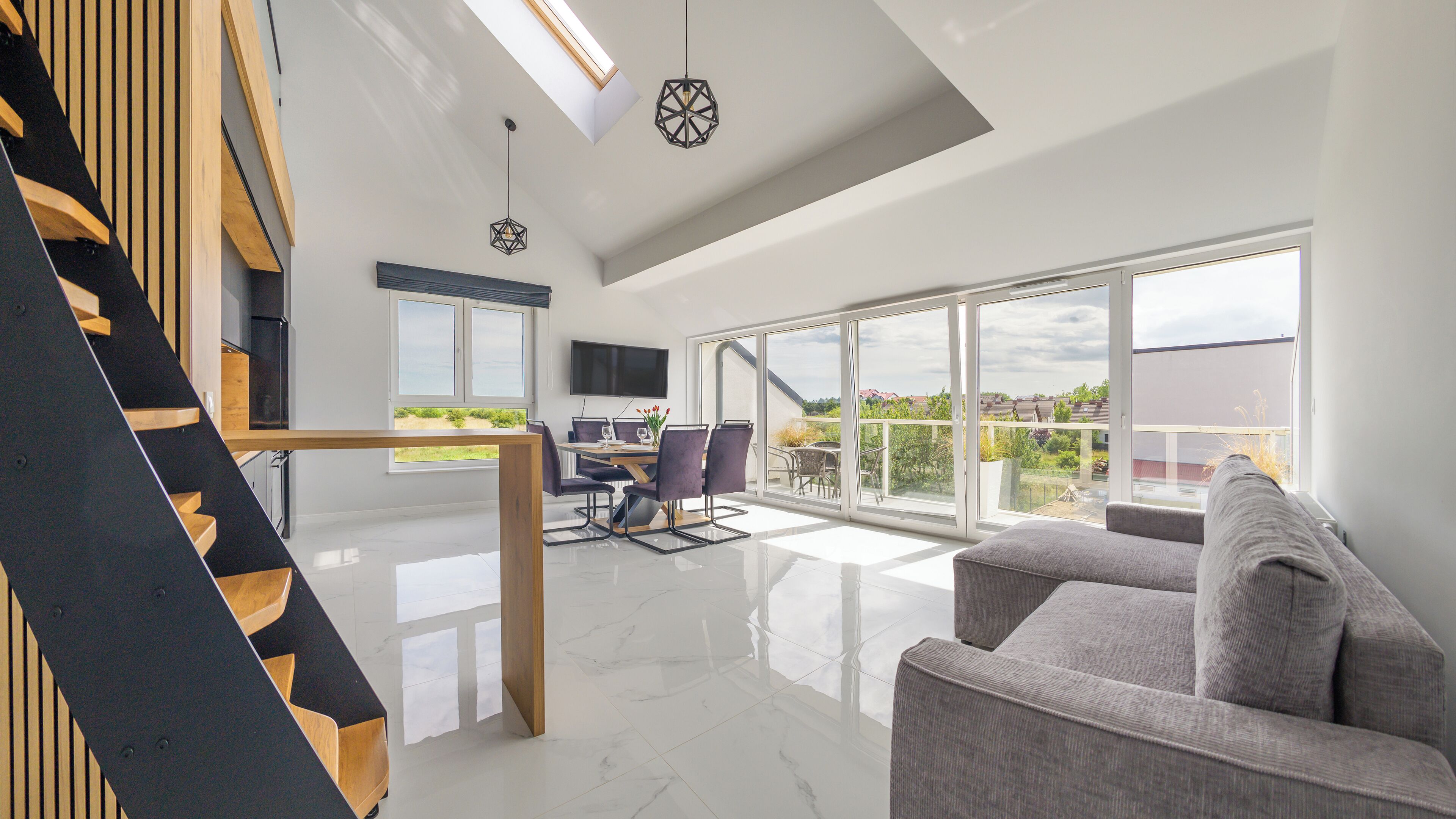 Apartment (27) | Living area | Plasma TV