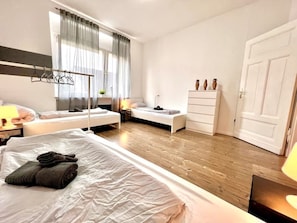2 habitaciones, wifi gratis y ropa de cama 