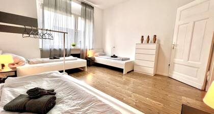 6 Betten mit Doppelbett, 4min zur A45, Balkon, zentral Hagen Süd, frei parken