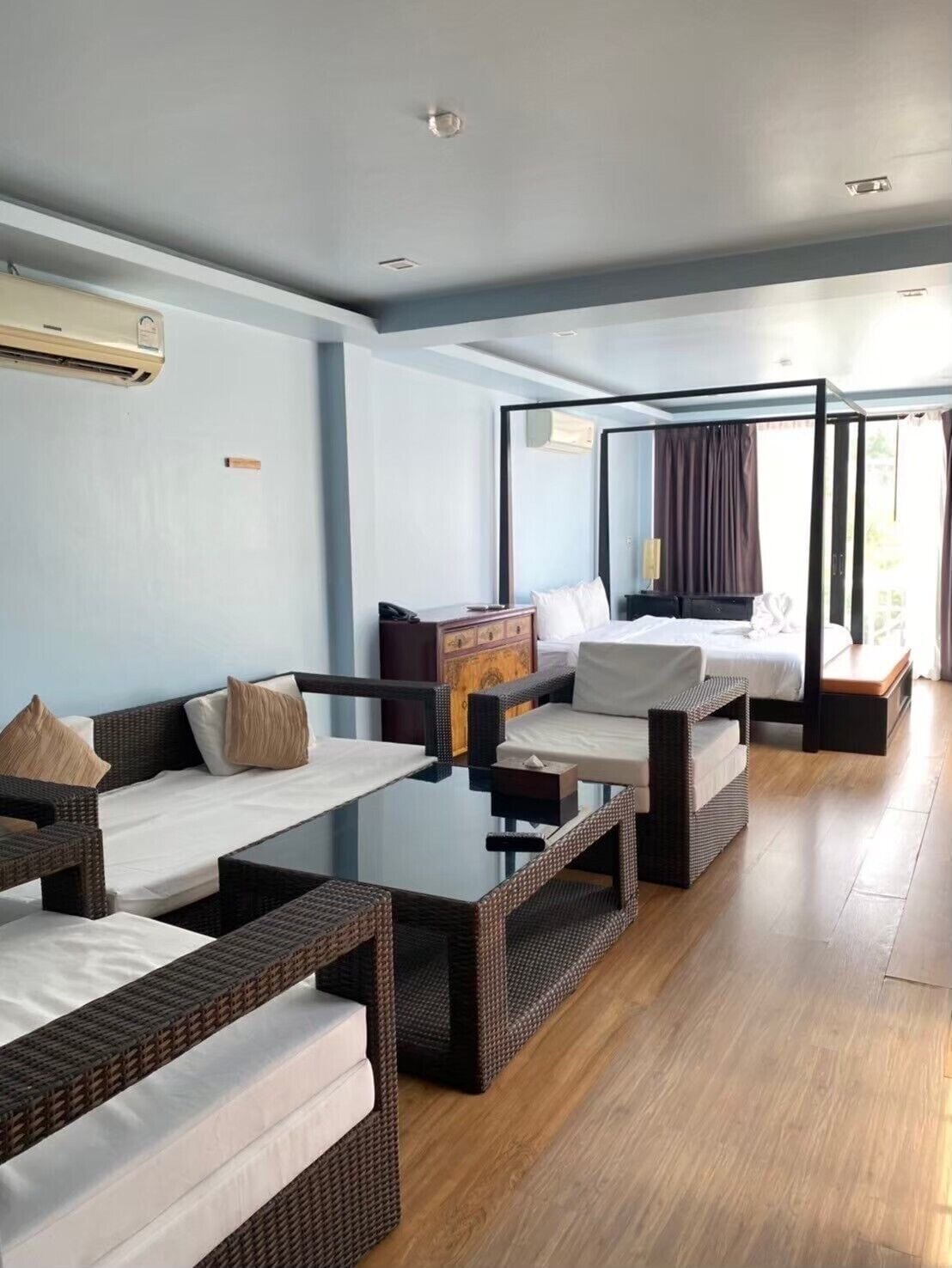 Deluxe Suite Room | Free WiFi