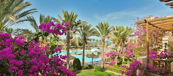 Dream lagoon Resort & Aqua Park