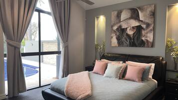 4 quartos, Wi-Fi de cortesia, roupa de cama