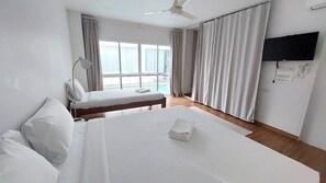 9 bedrooms, free WiFi, bed sheets, wheelchair access
