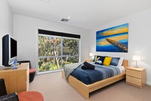 3 chambres, fer et planche Ă repasser, Wi-Fi, draps fournis