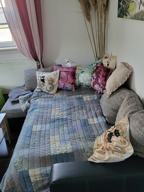 3 chambres, fer et planche à repasser, Wi-Fi gratuit, draps fournis