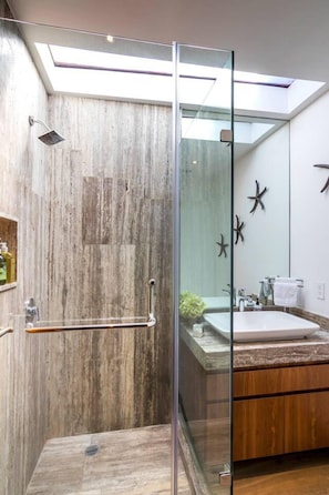 Bathroom - Fantastic Penthouse, Private Terrace & Jacuzzi (Mexico City)