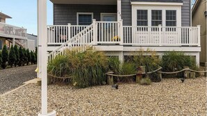 Exterior - Spacious Home with views of Lake and Beach from deck! (Point Pleasant Beach)