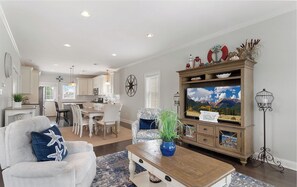 Smart TV - Spacious Home with views of Lake and Beach from deck! (Point Pleasant Beach)