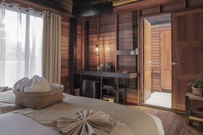 Shangri-la Suite
