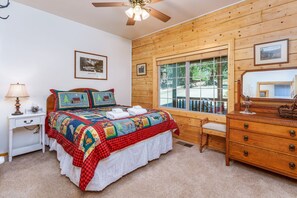 3 chambres, fer et planche à repasser, lit parapluie, Wi-Fi