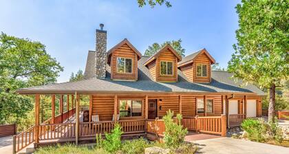Bass Lake Log Home - Dog Friendly!
