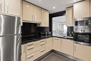 Fridge, microwave, oven, stovetop - Beachfront Bahia La Plata by Costarentals- Ref M13 (Estepona)