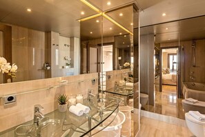 Bathtub, hair dryer, towels