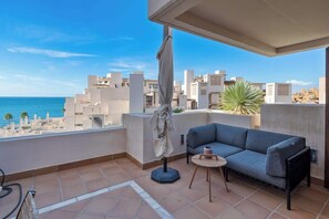 Terrace/patio - Beachfront Bahia La Plata by Costarentals- Ref M13 (Estepona)