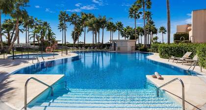 Beachfront Bahia La Plata by Costarentals- Ref M13