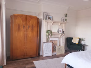 4 bedrooms, WiFi
