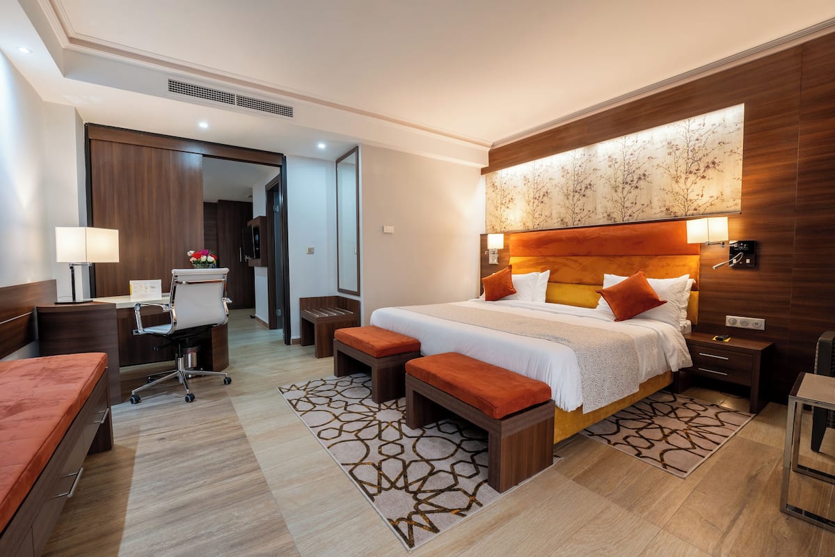In-room safe, desk, laptop workspace, blackout drapes