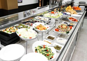 Desayuno buffet incluido todos los días 