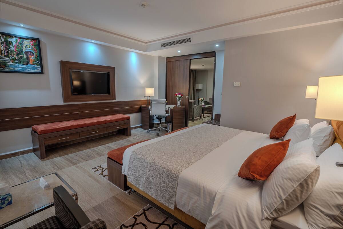 In-room safe, desk, laptop workspace, blackout drapes