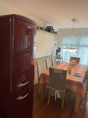 Dining - Cozy vacation apartment with a view of the Crap Sogn Gion (Laax)