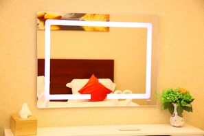 Appartement Deluxe | 1 chambre, fer et planche Ă repasser, accĂšs au Wi-Fi (inclus)
