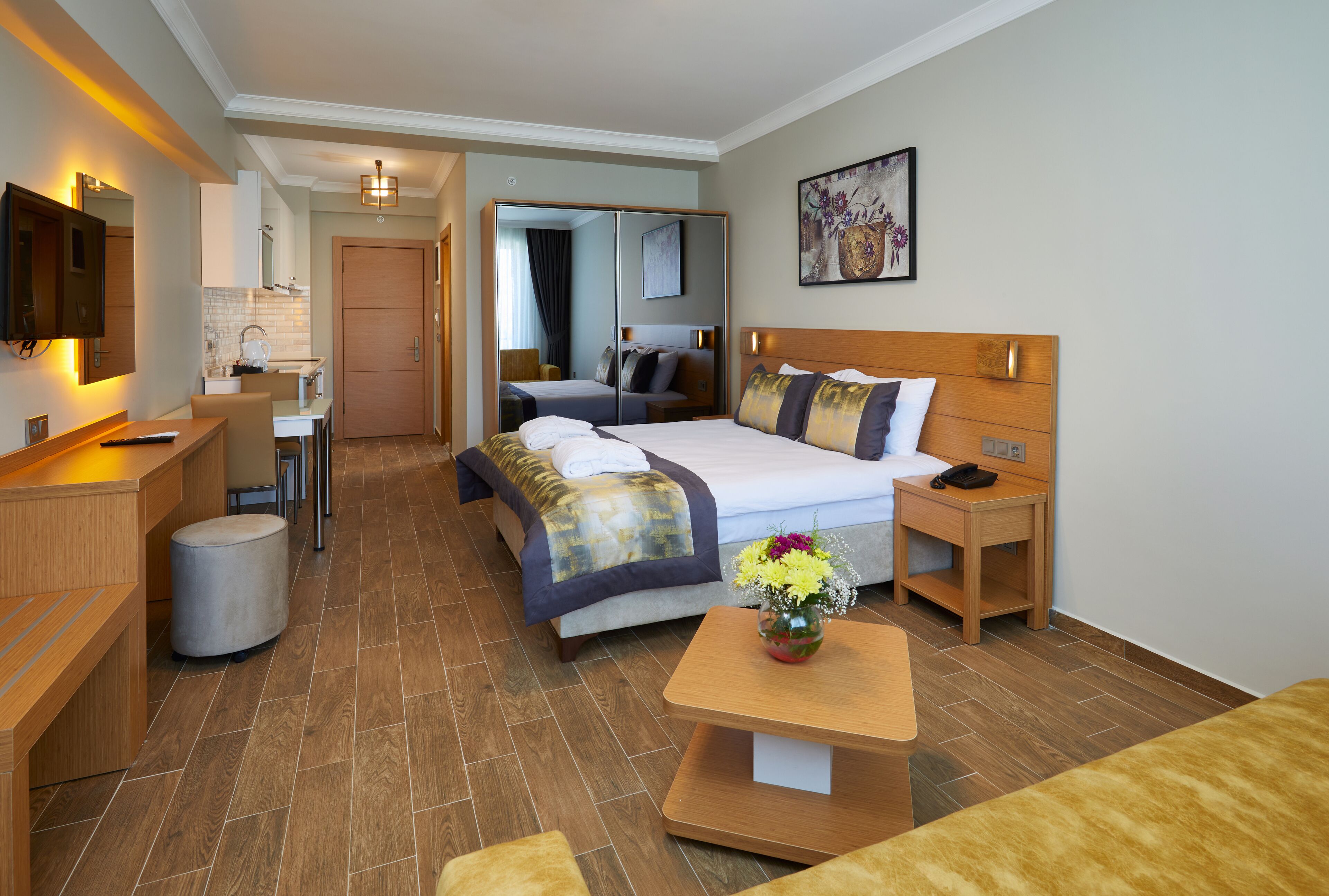 Habitación estándar | Minibar, escritorio, cunas gratuitas y wifi gratis 