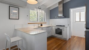Microwave, dishwasher