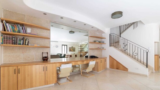 Family Apartment | Living area - Family Apt & Garden in David's Village by FeelHome (Jerusalem)