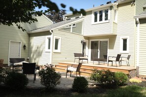 Terrace/patio - Purdue, Ross-Ade, and Mackey in your backyard! (West Lafayette)