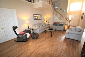 獨棟房屋, 3 間臥室 | 起居區 | 電視