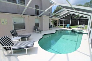 獨棟房屋, 3 間臥室 | 游泳池 | 溫水游泳池