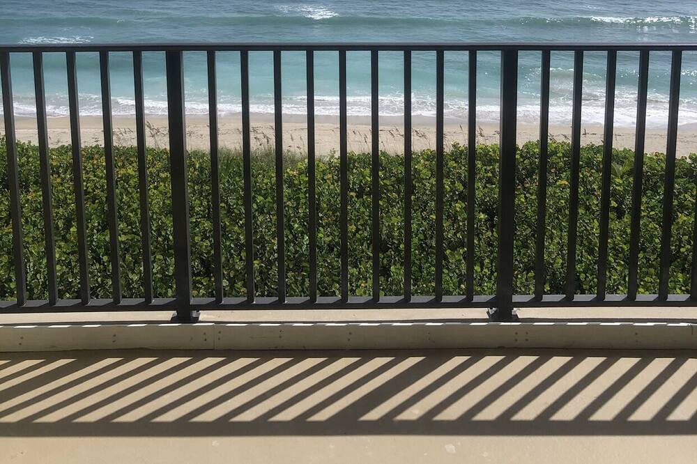 Hutchinson Island Condo