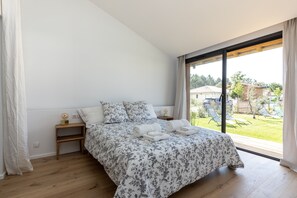 3 Schlafzimmer, Reisekinderbett, kostenloses WLAN, Bettwäsche