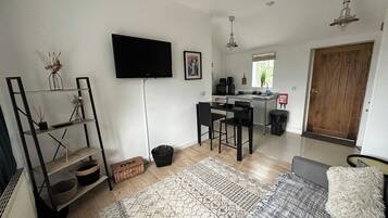 Ferienhaus, 1 King-Bett und Schlafsofa | Wohnbereich