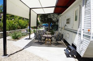 Terrace/patio - RV on private lot with pool 10 min walk to the beach (Los Barriles, Baja California Sur)