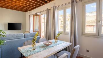 Appartement | Individueel gedecoreerd, individueel gemeubileerd