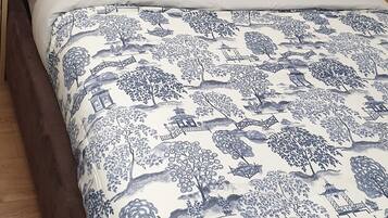 3 slaapkamers, een kluis op de kamer, een bureau