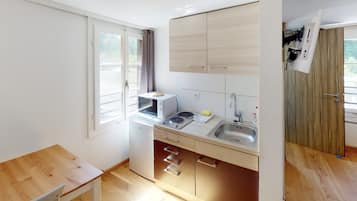 Classic Studio | Private kitchen | Espresso maker, electric kettle, high chair