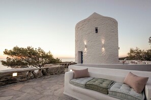 Exterior - Zen Blue Mills (Kea)