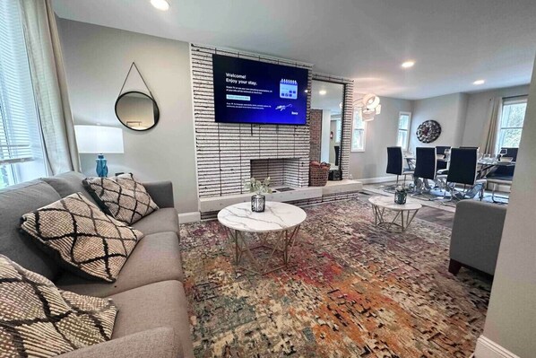 تلفزيون ذكي